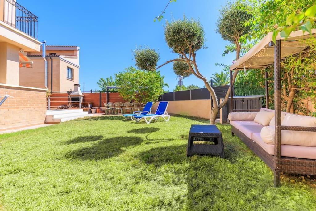 Adosado Con Jardin En Los Xalets De Salou Dış mekan fotoğraf